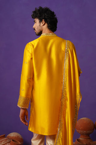 ZOHAYR HALDI V-NECK MIRROR KURTA DUPATTA SET