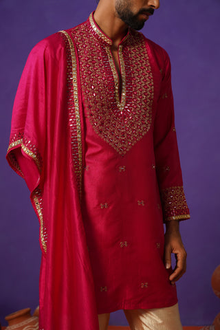 ZOHAYR HOT PINK V-NECK MIRROR KURTA DUPATTA SET