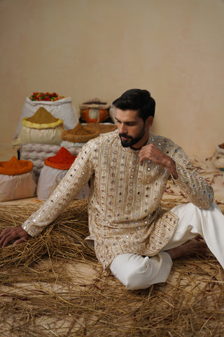 SHEESHA CUTDANA GOLD SHORT KURTA SET