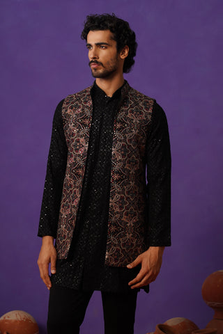 AARIV BLACK SHORT KURTA JACKET SET