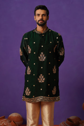 TAJ BOTTLE GREEN SHORT KURTA SET