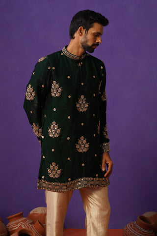 TAJ BOTTLE GREEN SHORT KURTA SET