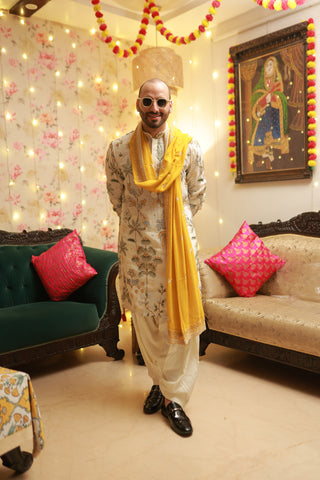 Kubera ivory Kurta set with patiyala and dupatta