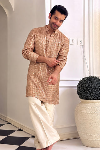 Sharad Malhotra in Ved Cutdana Pink Short Kurta Set with Pants