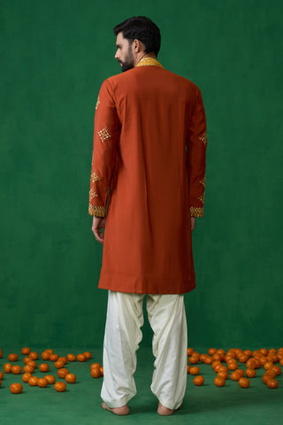 DARPAN ORANGE KURTA SET