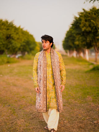 RISHABH CHAWLA IN BIRD HALDI KURTA SET