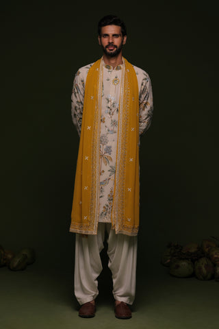Kubera ivory Kurta set with patiyala and dupatta