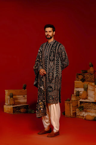 Rudra Black Kurta Set