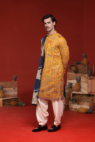 Amartya Haldi Kurta Set