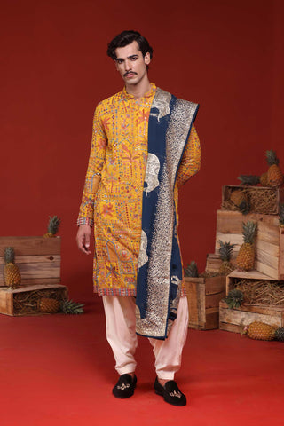 Amartya Haldi Kurta Set