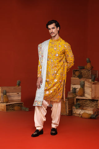 Adityan Haldi Kurta Set