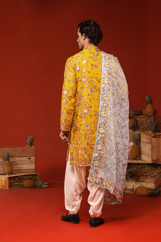 Adityan Haldi Kurta Set