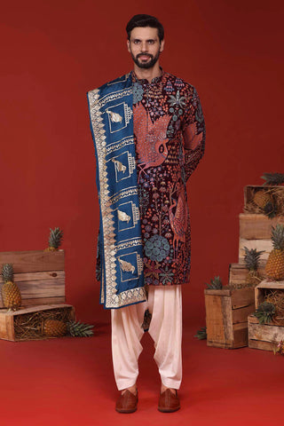 Aarv Wine Kurta Set