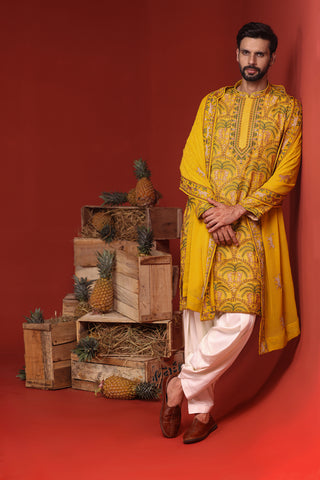 Chaitanya Haldi Kurta Set