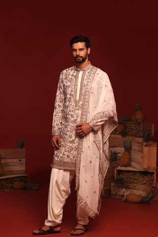 Chinmay Ivory Kurta Set