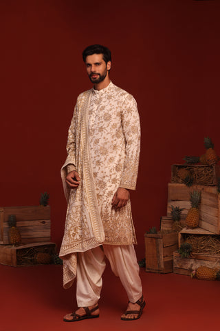 Madhur Cream Kurta Set