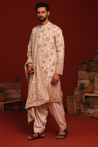 Madhur Cream Kurta Set