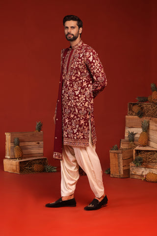 Dhrita Maroon Kurta Set