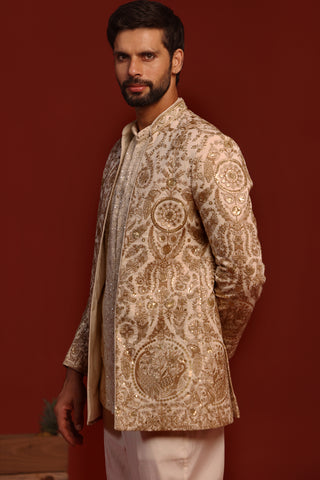 Adhyaay Cream Jodhpuri Set