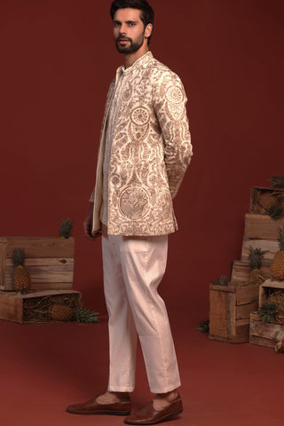 Adhyaay ivory Jodhpuri Set