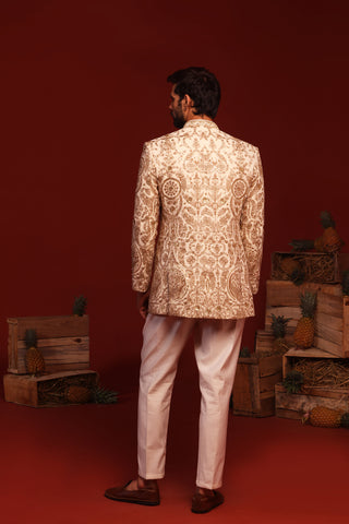 Adhyaay Cream Jodhpuri Set