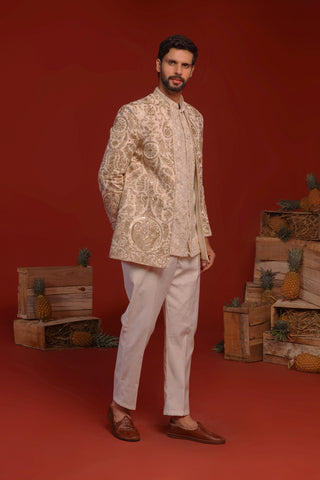 Adhyaay ivory Jodhpuri Set