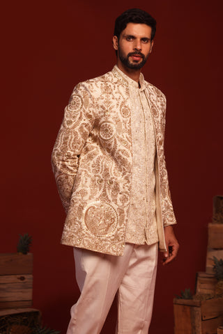 Adhyaay Cream Jodhpuri Set