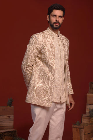 Adhyaay ivory Jodhpuri Set