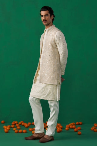 PAISLEY IVORY KURTA JACKET SET