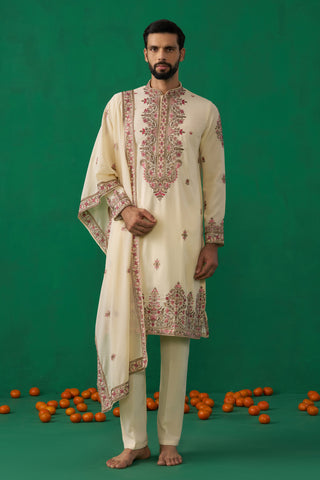 MOTIF CREAM KURTA SET