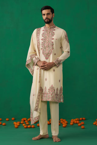 MOTIF CREAM KURTA SET