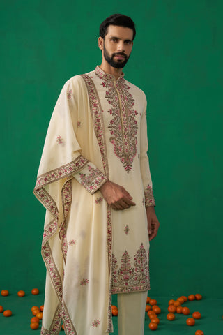 MOTIF CREAM KURTA SET