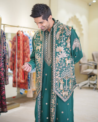keshav sadhna in Azan Pichwai Zari Bottle Green Kurta Jacket Set