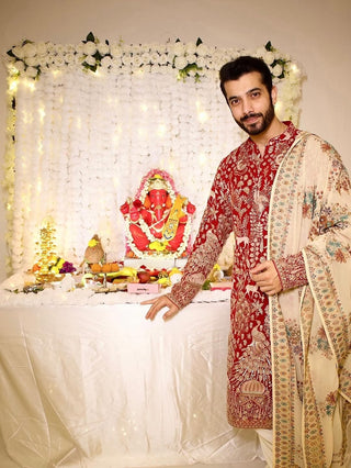 Sharad Malhotra in Nazm Maroon Kurta Set